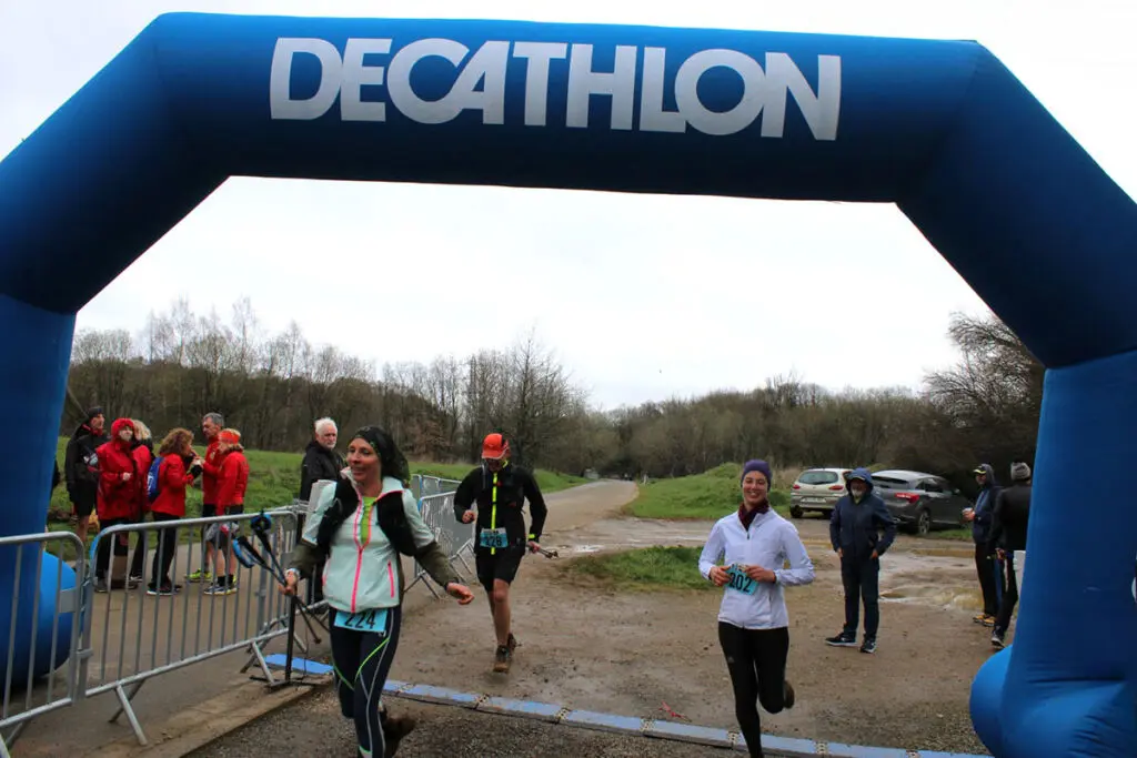 arche gonflable decathlon trail