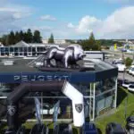 lion-gonflable-peugeot-2