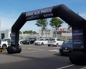 Arche gonflable publicitaire Bridgestone : arches gonflables publicitaires
