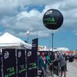 AIRSYSTEMS - Fabricant de structures gonflables : BALLONS GONFLABLES & SKYDANCERS : Ballon gonflable sur mat - Tour de France