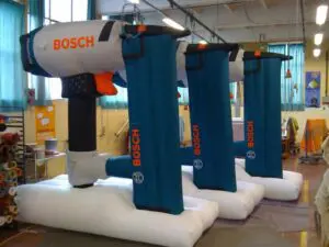 PLV gonflable magasin et centre commercial Cloueur Gonflable Bosch 3m00 AIRSTYLE Bosch Cloueur-Gonflable-Bosch-3m00 Bosch - AIRSTYLE