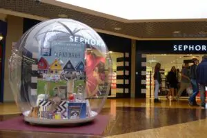 Vitribulle galerie marchande AIRSYSTEMS AIRCRYSTAL Leclerc Vitribulle gonflable 2m 3 Vitribulle gonflable Leclerc pontoise