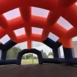 Terrain de sport gonflable : stand gonflable géant : Stands gonflables publicitaires - Decathlon