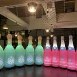 plv bouteilles gonflables champagne jeeper