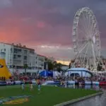 Stand gonflable ballon de rugby géant : stand gonflable publicitaire