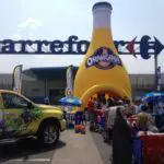 Stand gonflable publicitaire - bouteille gonflable Orangina