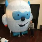 yéti gonflable géant : mascotte gonflable