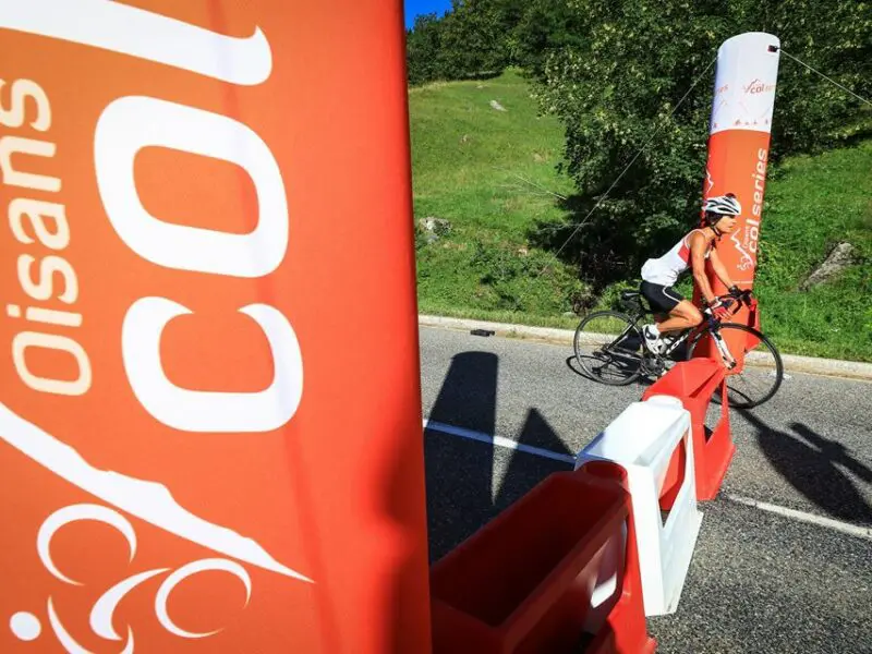 AIRSYSTEMS AIRSOLID Office de Tourisme Oisans Totem gonflable 3x0.50m 2