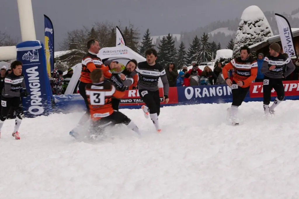 Structure sportive gonflable tour de terrain de rugby gonflable airsystems airstyle tournoi des 6 stations saint gervais 8 scaled 3 Structure sportive gonflable