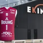 En route pour la victoire avec le maillot gonflable JL Bourg