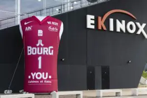 En route pour la victoire avec le maillot gonflable JL Bourg
