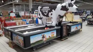 Mascotte gonflable vache