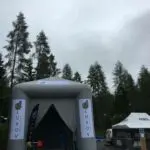 Stand gonflable escalade