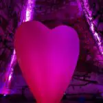 Coeur rose gonflable Pommery