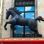 cheval-gonflable-longchamp