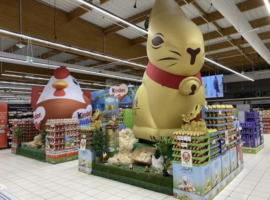 lapin gonflable lindt super u eaunes