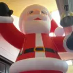 père Noël gonflable géant