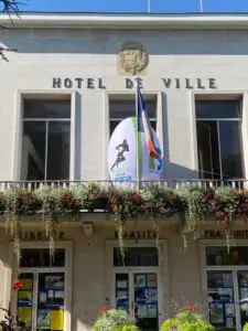 ballon de rugby gonflable Livry Gargan