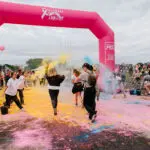 arche gonflable ruban rose