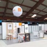 ballon gonflable sur mât orange