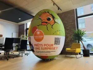 PLV gonflable magasin et centre commercial Oeuf aushopping 2 oeuf gonflable airsystems france