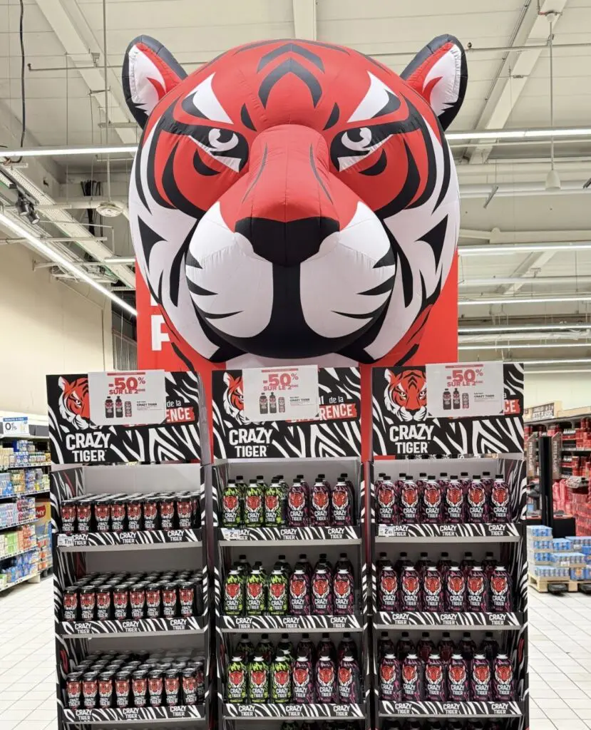 mascotte gonflable crazy tiger carrefour 2