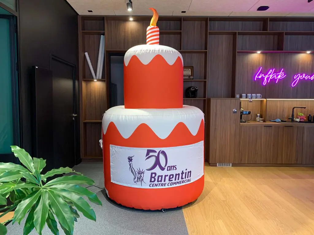gateau gonflable barentin centre comercial