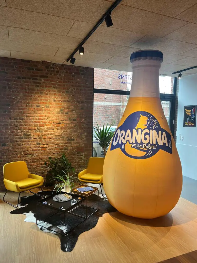 bouteille gonflable orangina