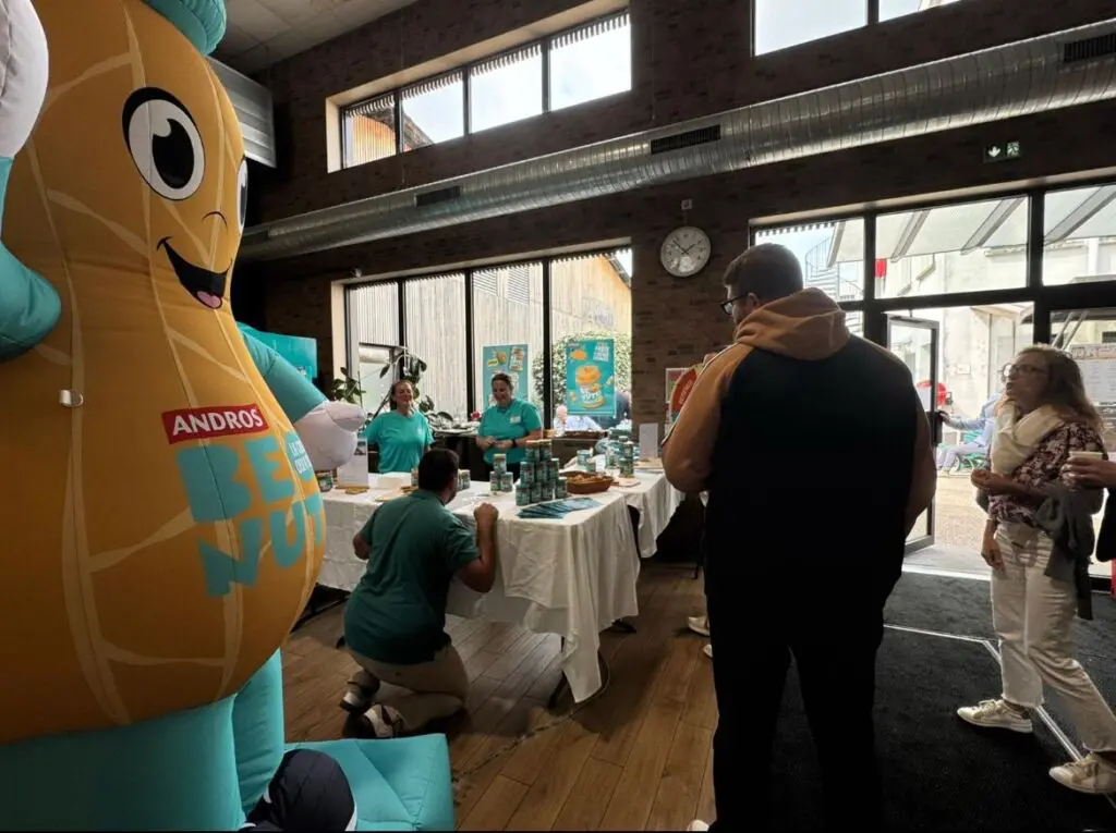 mascotte gonflable andros benuts 1