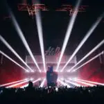 main gonflable helena tour