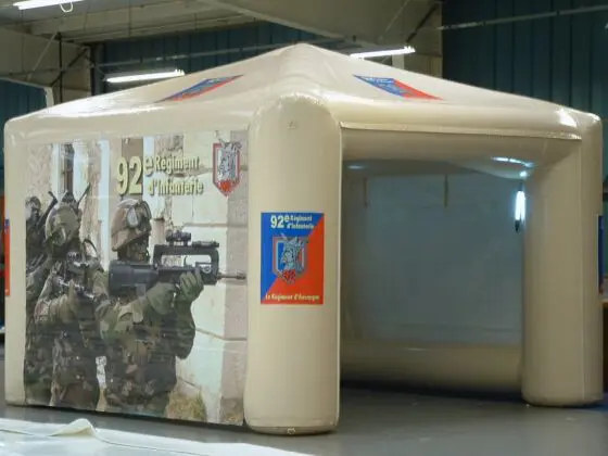 Structure gonflable militaire tente militaire gonflable 92e regiment infanterie tente militaire gonflable