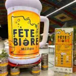chope de bière gonflable fermiers de l'aveyron fête de la bière millau