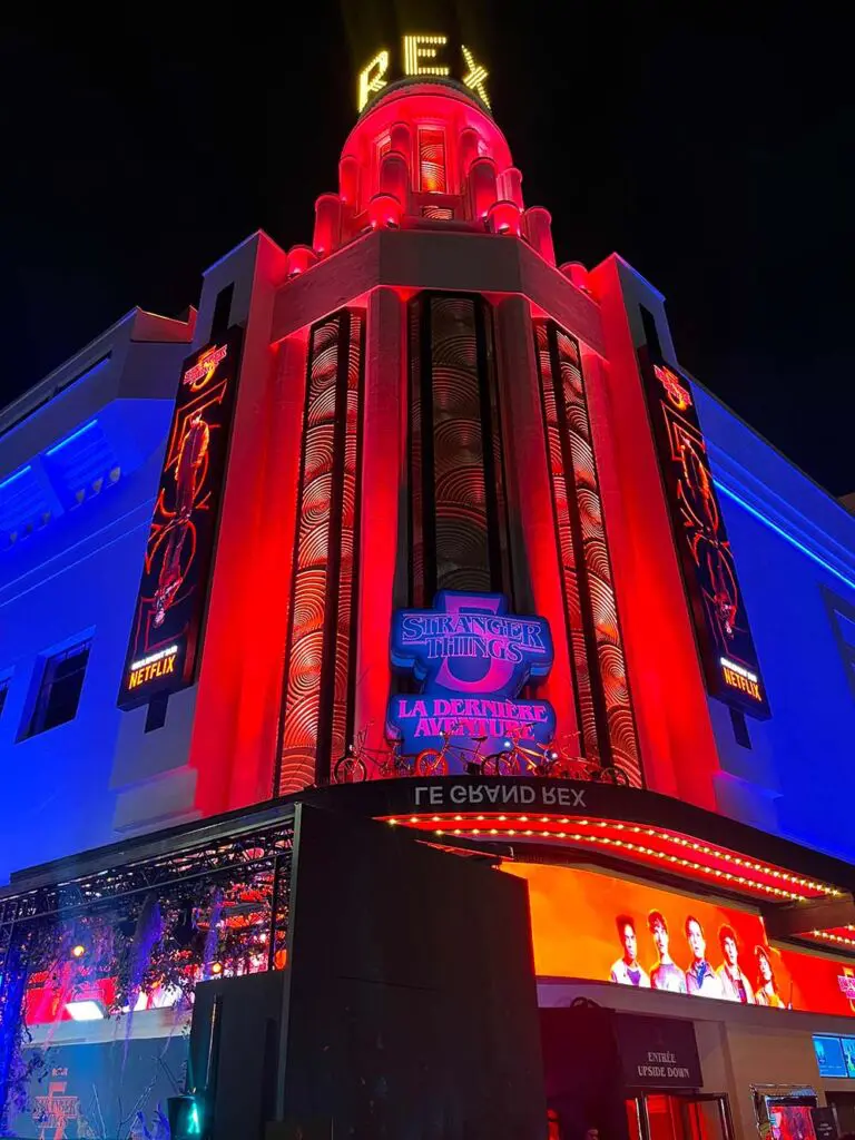 logo gonflable stranger things