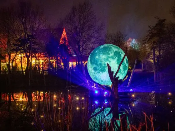 Ballon publicitaire gonflable lune gonflable parc sainte croix Carla Datola 3 lune gonflable parc sainte croix