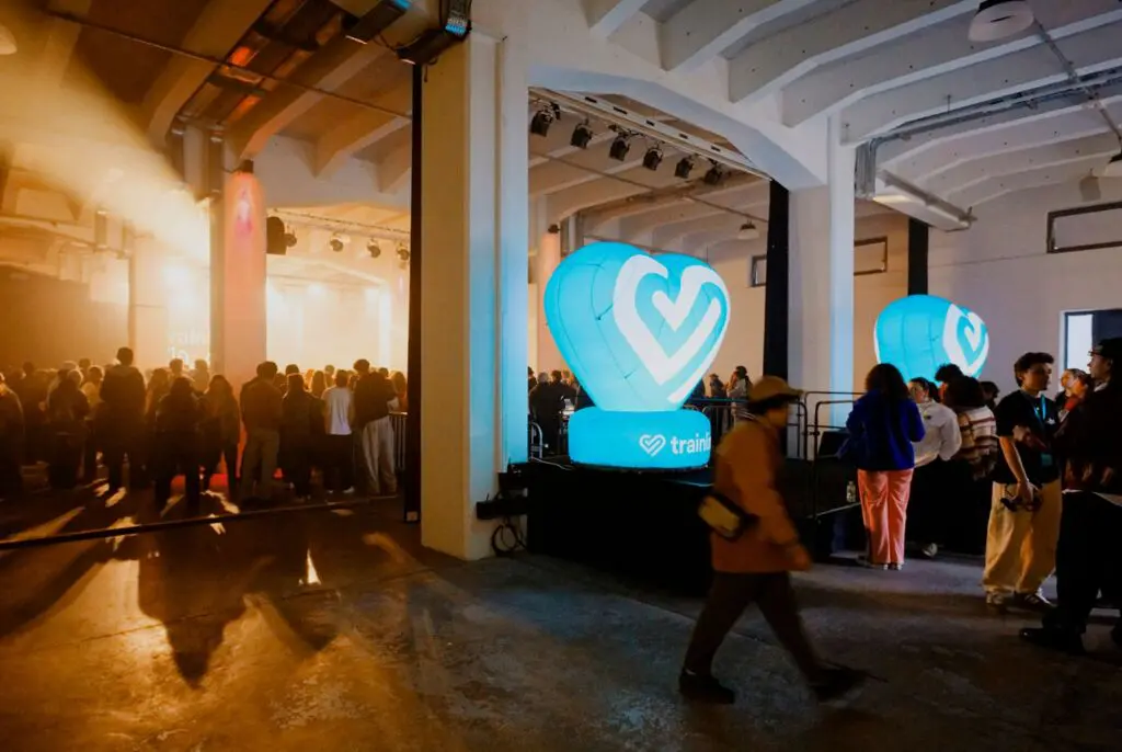 coeurs gonflables trainline