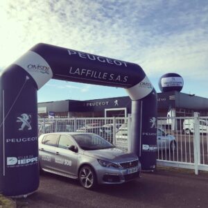 Arches gonflables publicitaires Peugeot : Arche gonflable publicitaire