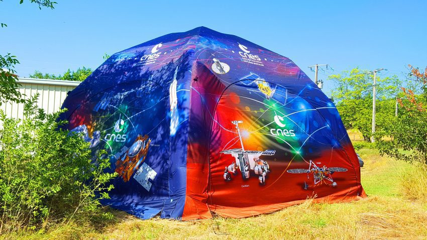 Photo Airsystems France - Fabriquant tentes gonflables tout-terrain pour le CNES