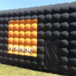Stands gonflables : Stand gonflable publicitaire Orange