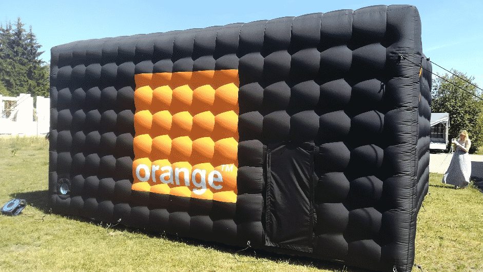 Stands gonflables : Stand gonflable publicitaire Orange