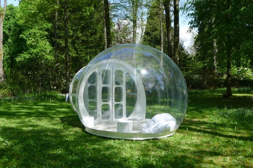 Sphère et bulle transparente gonflable