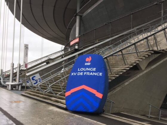 Totem gonflable sur-mesure Fédération française de rugby