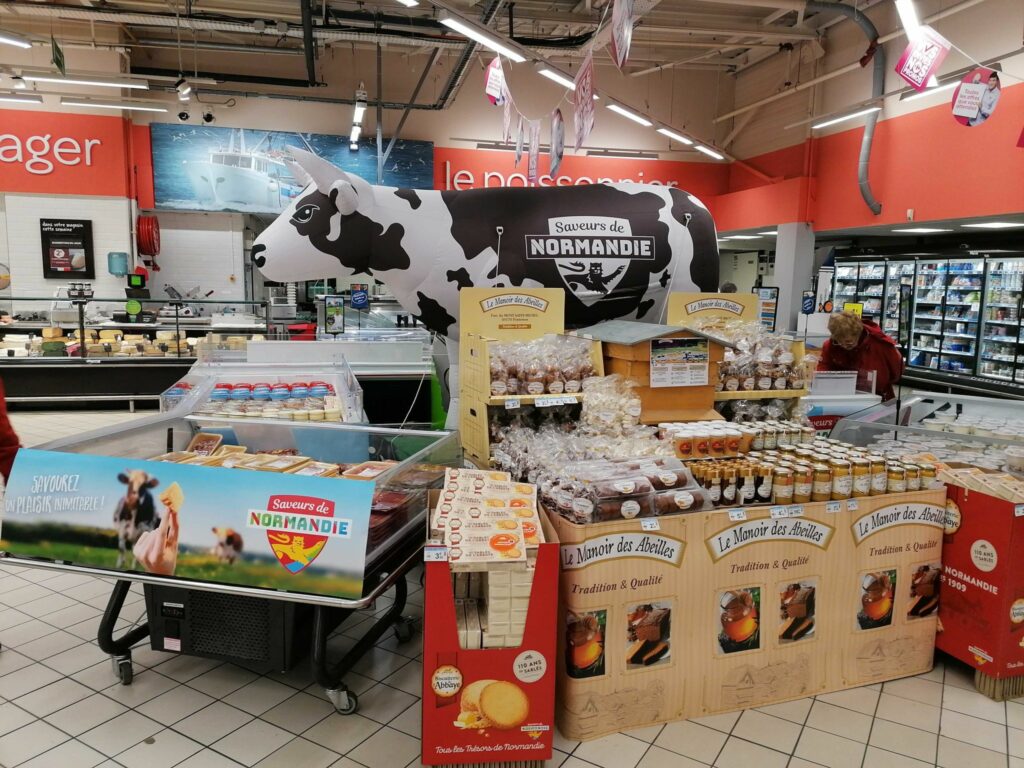 vache gonflable saveurs de normandie