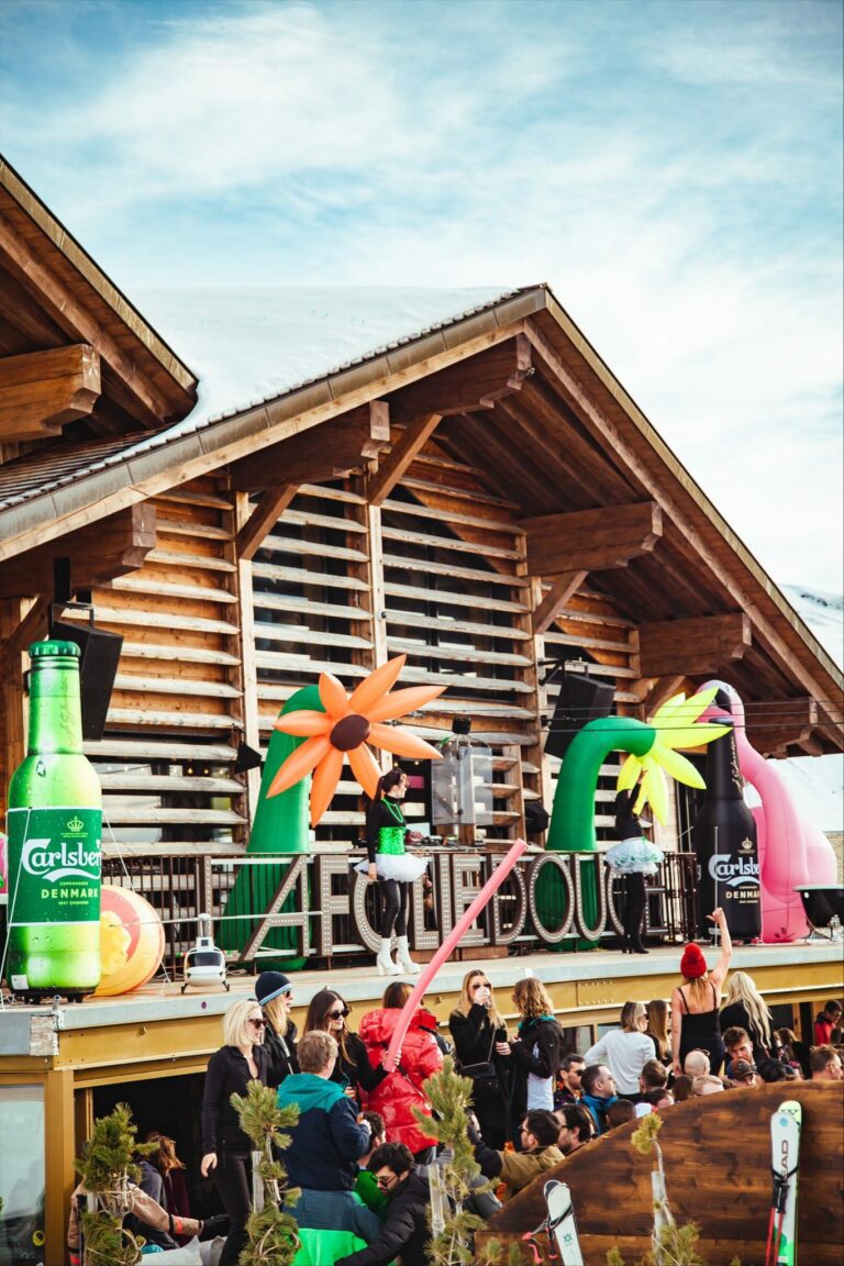 bouteille gonflable carlsberg 2