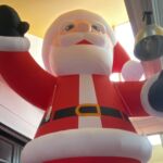 père Noël gonflable géant