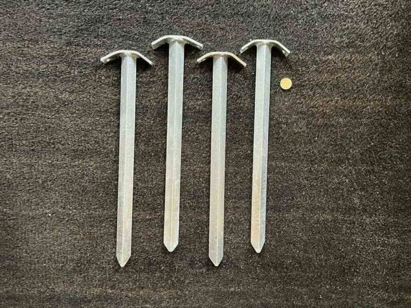 plv gonflable piquets