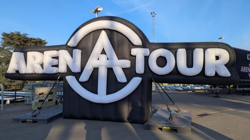 arena tour gonflable