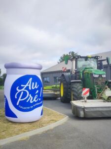 pot de yaourt gonflable au prè