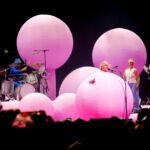 ballons gonflables philippe katerine