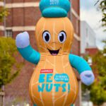 mascotte gonflable be nuts