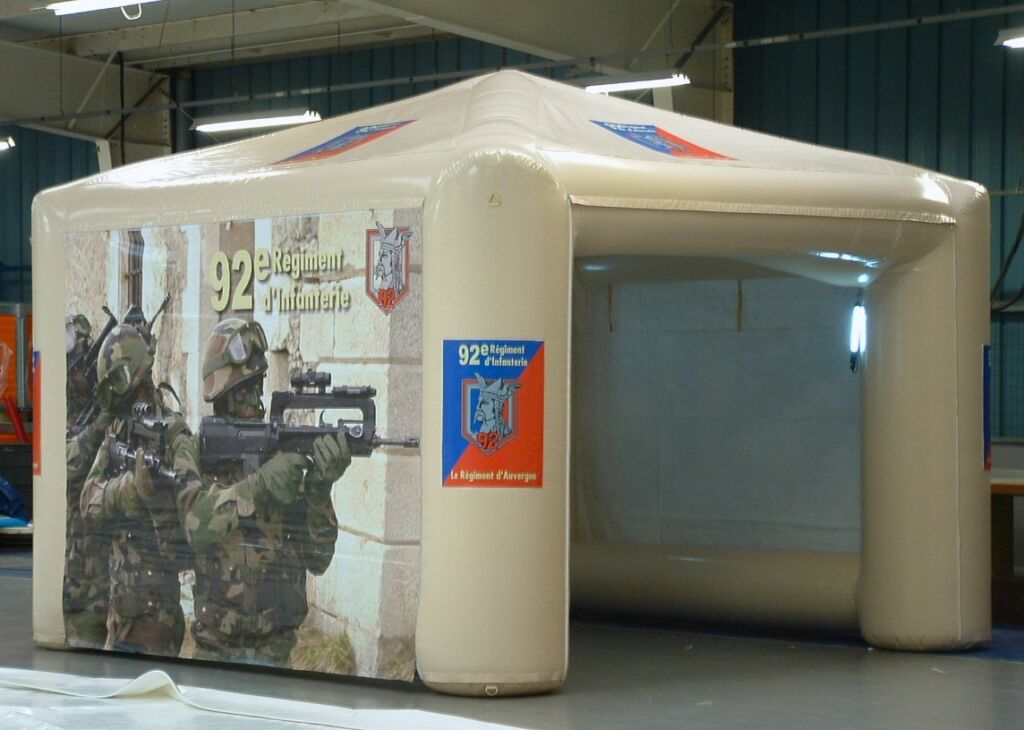 tente gonflable militaire